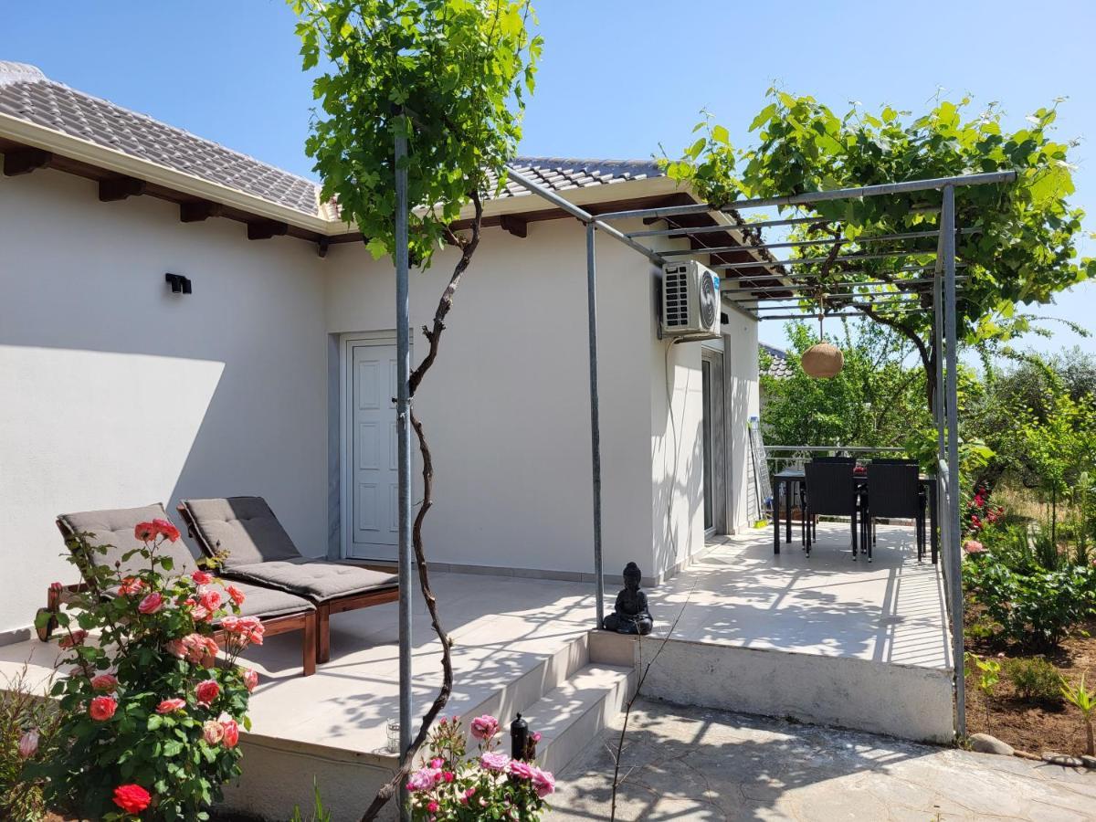 Ioannis Houses - Gemuetliches Ferienhaus Im Olivenhain Skala Potamia  Exterior foto